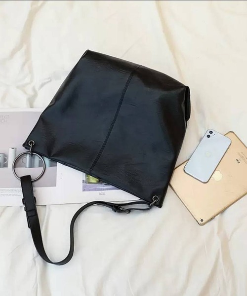 pumpkin port(パンプキンポート)の「リング付ショルダーBAG(ショルダーバッグ・レディース・ブラック・FREE)」の2枚目の写真