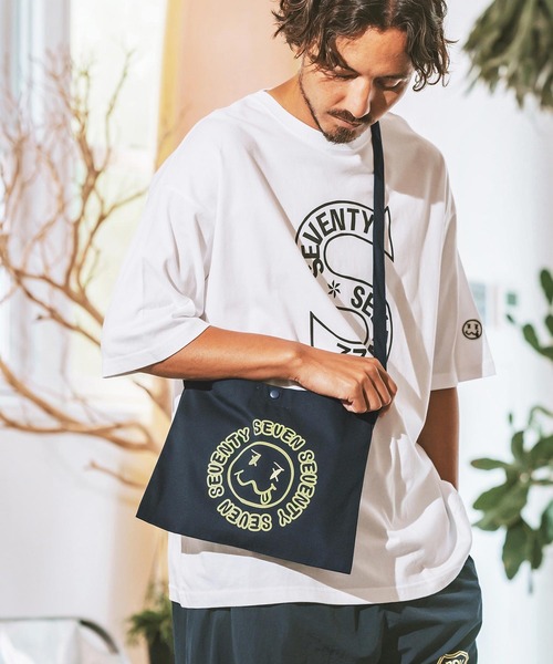 seventy seven(セブンティセブン)の「mko12183- canvas sacoche (sunsmile) サコッシュ(ショルダーバッグ・メンズ・ナチュラル/グレー/ブラック/ネイビー・FREE)」の7枚目の写真