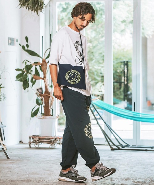 seventy seven(セブンティセブン)の「mko12183- canvas sacoche (sunsmile) サコッシュ(ショルダーバッグ・メンズ・ナチュラル/グレー/ブラック/ネイビー・FREE)」の8枚目の写真