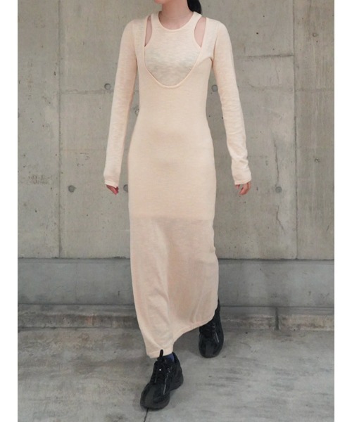 CHAROL（シャロル）の「レイヤードライクロングニットワンピース（ワンピース・レディース・ベージュ/グレー/ブラウン・FREE）」の3枚目の写真