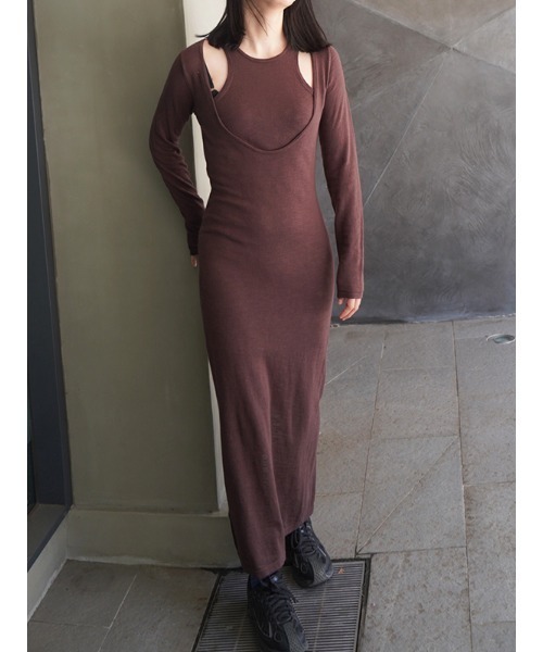 CHAROL（シャロル）の「レイヤードライクロングニットワンピース（ワンピース・レディース・ベージュ/グレー/ブラウン・FREE）」の2枚目の写真