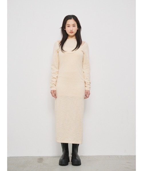 CHAROL（シャロル）の「レイヤードライクロングニットワンピース（ワンピース・レディース・ベージュ/グレー/ブラウン・FREE）」の4枚目の写真