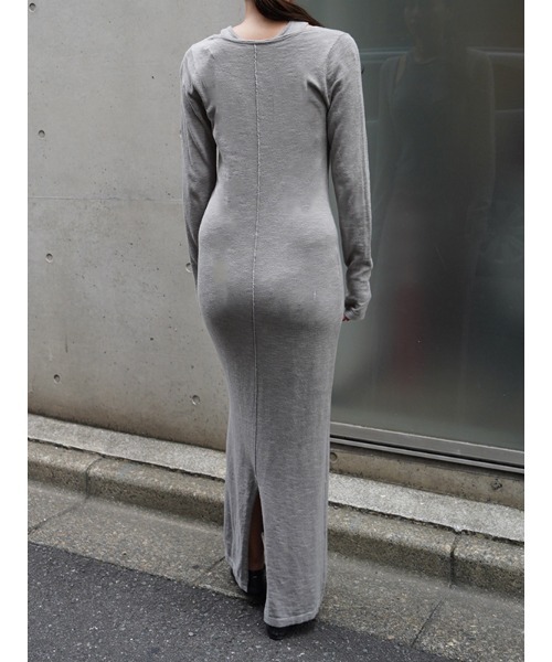 CHAROL（シャロル）の「レイヤードライクロングニットワンピース（ワンピース・レディース・ベージュ/グレー/ブラウン・FREE）」の8枚目の写真