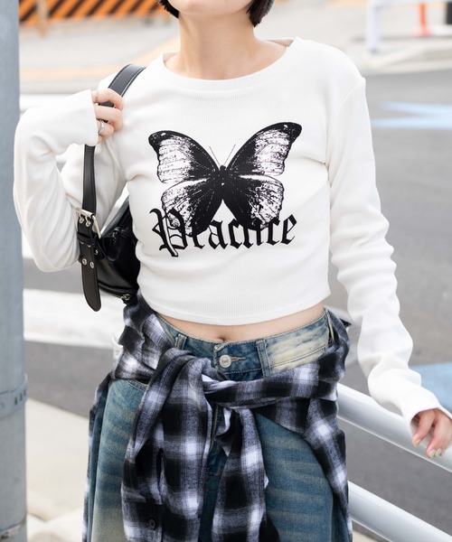 WEGO（ウィゴー）の「WEGO/バタフライプリントロンT（Tシャツ/カットソー・レディース・ブラック/ホワイト・FREE）」の4枚目の写真