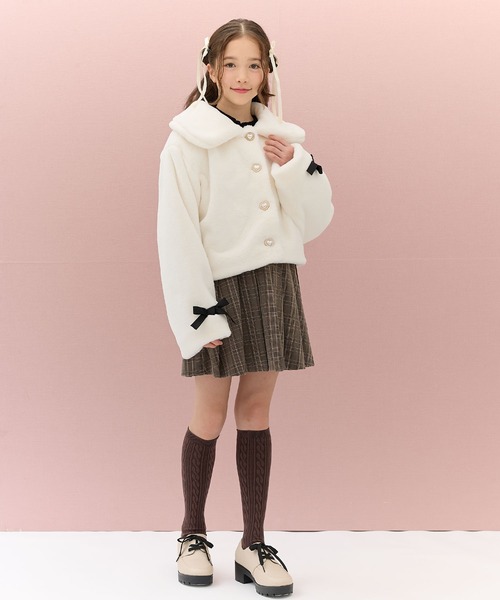 Amourire girl（アムリールガール）の「リボンフェイクファーブルゾン（130㎝～160㎝）（ブルゾン・キッズ・ブラック/オフホワイト/ピンク/サックスブルー・130cm/140cm/150cm/160cm）」の14枚目の写真