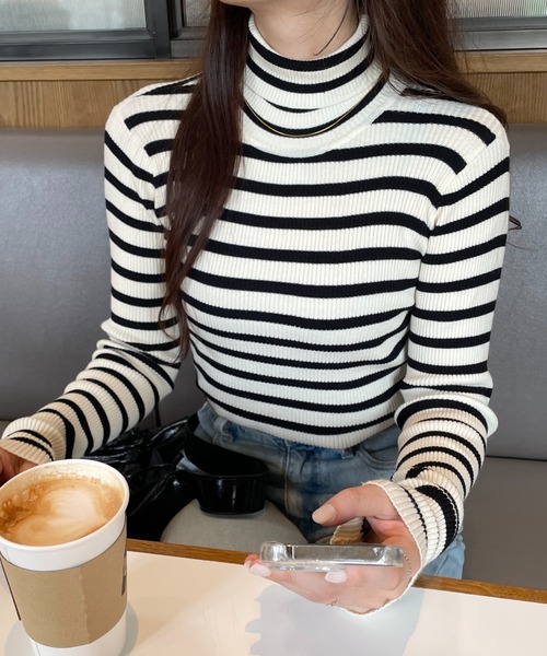 WEGO（ウィゴー）の「WEGO/タートルネックニット（ニット/セーター・レディース・ブラック/ホワイト系その他5/ブルー/ホワイト/レッド・MEDIUM/SMALL）」の6枚目の写真