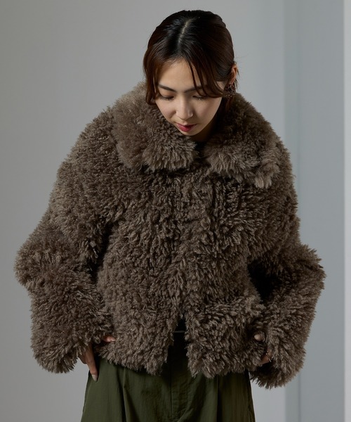 MAISON BREEZE reveur(メゾンブリーズレヴール)の「【MAISON BREEZE reveur】再入荷!プードルボア 2wayカラーショートジャケット XNN(ブルゾン・レディース・ブラウン/グレー/オフホワイト/グレイッシュベージュ/ブラック・FREE)」の17枚目の写真