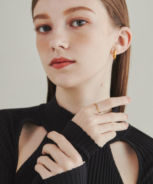 ciite' surgical stainless（シーテサージカルステンレス）の「【 金属アレルギー対応 】 うねりリング サージカルステンレス（リング・レディース・シルバー/ゴールド/ピンクゴールド・4号/13号/15号/7号/9号/11号）」の16枚目の写真