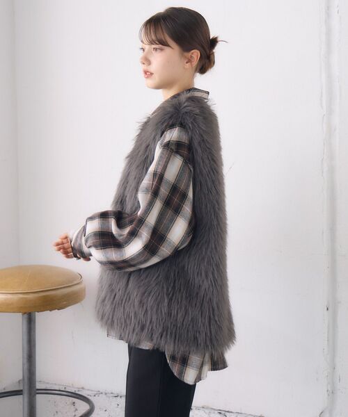 RETRO GIRL（レトロガール）の「Fファーベスト（ベスト・レディース・ブラウン/ライトグレー/ナチュラル・FREE）」の20枚目の写真