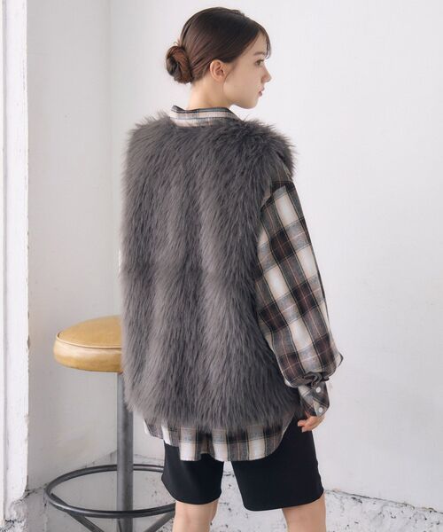 RETRO GIRL（レトロガール）の「Fファーベスト（ベスト・レディース・ブラウン/ライトグレー/ナチュラル・FREE）」の21枚目の写真