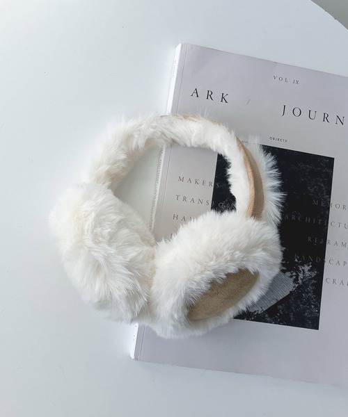 AS KNOW AS plus（アズノゥアズプラス）の「◇折りたたみ式ムートン風イヤーマフ（イヤーマフ・レディース・ベージュ/ブラック・FREE）」の13枚目の写真