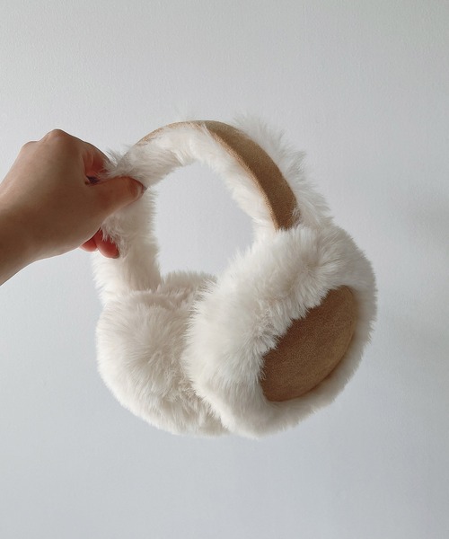 AS KNOW AS plus（アズノゥアズプラス）の「◇折りたたみ式ムートン風イヤーマフ（イヤーマフ・レディース・ベージュ/ブラック・FREE）」の14枚目の写真