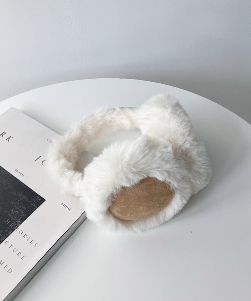 AS KNOW AS plus（アズノゥアズプラス）の「◇折りたたみ式ムートン風イヤーマフ（イヤーマフ・レディース・ベージュ/ブラック・FREE）」の16枚目の写真