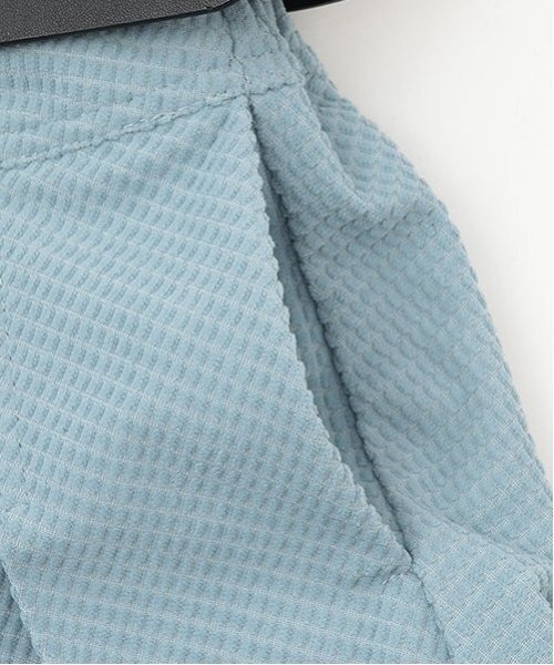 by LOVEiT(バイラビット)の「ベルトつきローライズミニスカ(スカート・キッズ・ブラック/ブルー/モカ・120cm/130cm/140cm/150cm/160cm)」の7枚目の写真