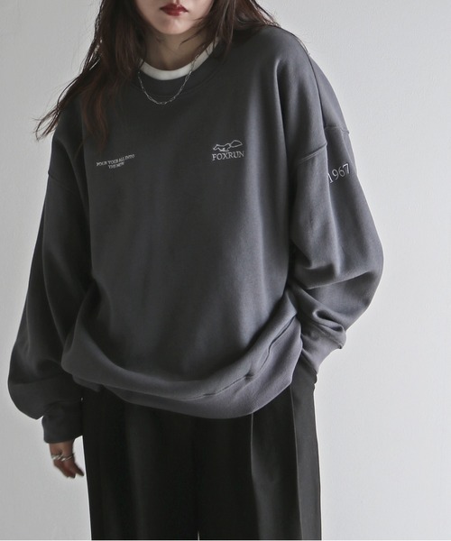 COURO（コウロ）の「【FOXRUN/フォックスラン】 別注 3ポイント刺繍ルーズシルエットスウェット（スウェット・レディース・グレー/ブラック/ホワイト/ネイビー/ブラック系/グレー系/チャコール/オートミール・M/L/XL）」の6枚目の写真