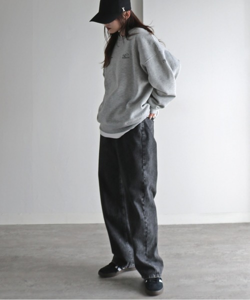 COURO（コウロ）の「【FOXRUN/フォックスラン】 別注 3ポイント刺繍ルーズシルエットスウェット（スウェット・レディース・グレー/ブラック/ホワイト/ネイビー/ブラック系/グレー系/チャコール/オートミール・M/L/XL）」の20枚目の写真