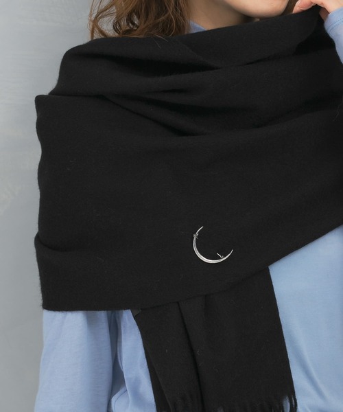 URBAN RESEARCH ROSSO WOMEN(アーバンリサーチ ロッソ)の「AVALON ハーフムーンブローチ(ブローチ/コサージュ・レディース・シルバー/ゴールド・-)」の2枚目の写真