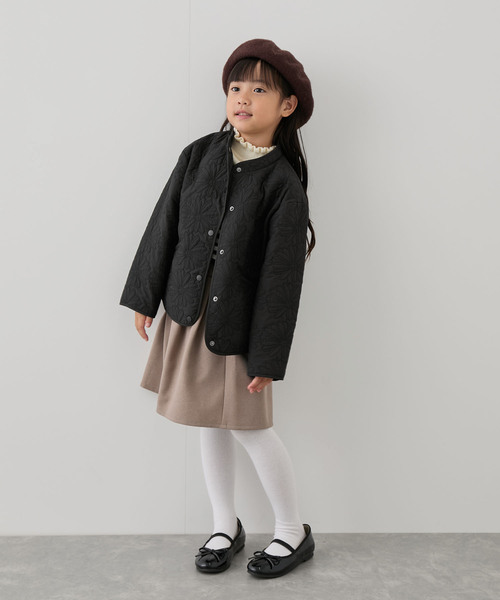 ROPE' PICNIC（ロペピクニック）の「【KIDS】フラワー柄キルティングブルゾン/リンクコーデ/WEB限定サイズ:110cm（ブルゾン・キッズ・ブラック/オフホワイト・110/120/130/140/150）」の4枚目の写真