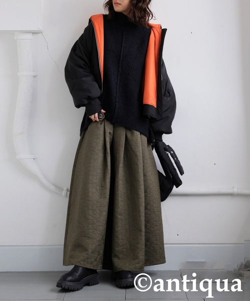 antiqua(アンティカ)の「キルトタックフレアスカート(スカート・レディース・カーキ/ブラック・S/M)」の9枚目の写真