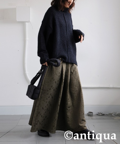 antiqua(アンティカ)の「キルトタックフレアスカート(スカート・レディース・カーキ/ブラック・S/M)」の10枚目の写真