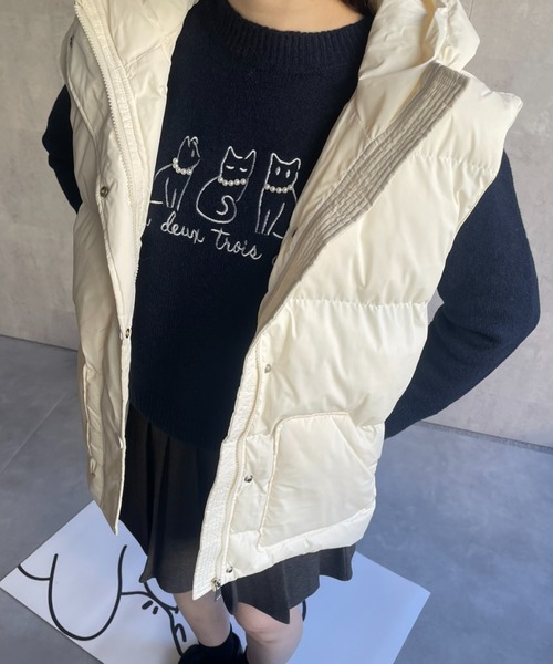 LAC-VERT(ラック・ヴェール)の「パール付きネコ刺繍ニット(ニット/セーター・レディース・ネイビー/ベージュ/チャコールグレー・FREE)」の9枚目の写真