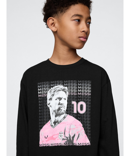 GAP(ギャップ)の「Messi メッシ グラフィックTシャツ (キッズ)(Tシャツ/カットソー・キッズ・ホワイト/ブラック/グレー系その他/グレー・150cm/110cm/130cm/160cm/120cm/140cm)」の2枚目の写真