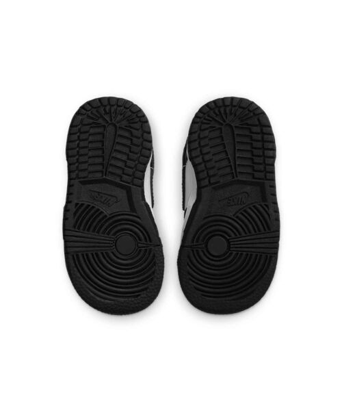 NIKE(ナイキ)の「ナイキ ダンク LOW ベビーシューズ / Nike Dunk Low Baby/Toddler Shoes CW1589-100 White(スニーカー・キッズ・ホワイト・8/9/10/11/12/13/14/15 /16)」の2枚目の写真