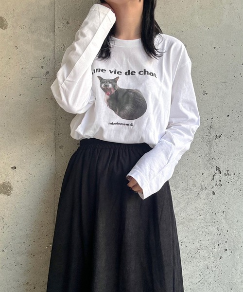 merrylatte(メリーラテ)の「キャットアニマルロングTシャツ(Tシャツ/カットソー・レディース・ホワイト・MEDIUM)」の1枚目の写真