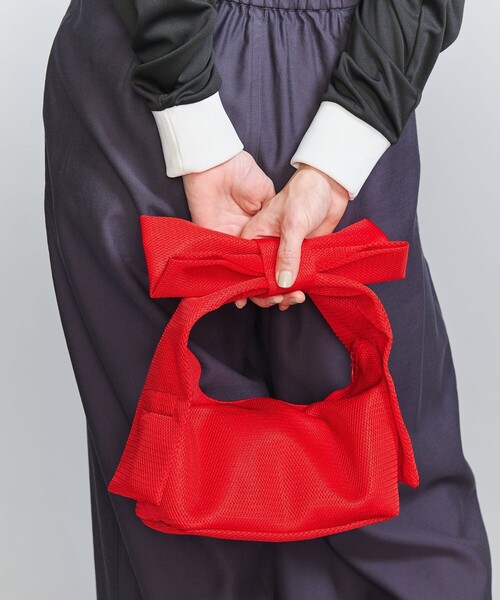 HELOYSE（エロイーズ）の「【別注】＜HELOYSE＞BONNE バッグ（ハンドバッグ・レディース・ブラック/レッド・FREE）」の2枚目の写真