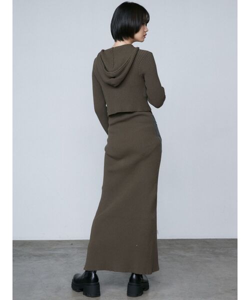 EMODA（エモダ）の「ドッキングポケットニットパーカー（ニット/セーター・レディース・ネイビー/ブラック/カーキ・FREE）」の11枚目の写真