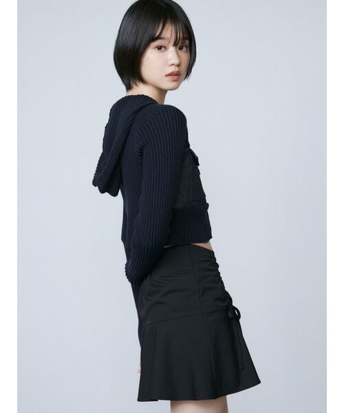 EMODA（エモダ）の「ドッキングポケットニットパーカー（ニット/セーター・レディース・ネイビー/ブラック/カーキ・FREE）」の15枚目の写真