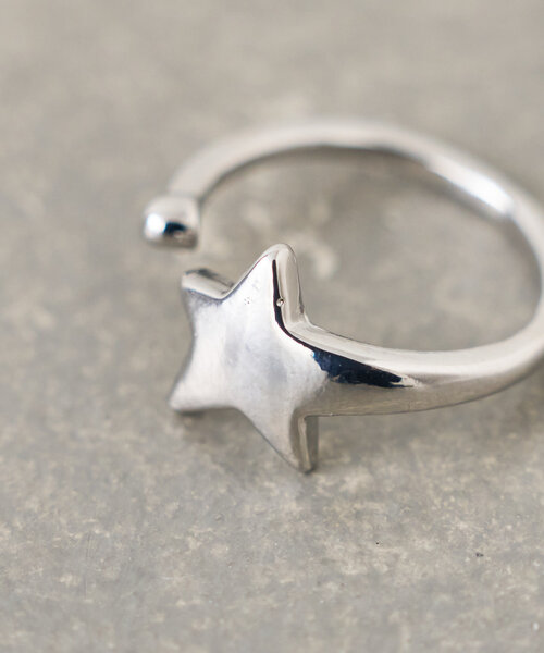 Actually(アクチュアリー)の「Open Star Ring(リング・レディース・シルバー・0)」の5枚目の写真