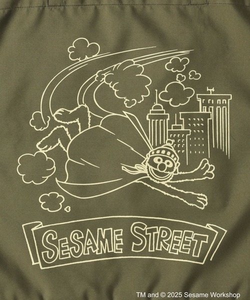 Right-on（ライトオン）の「【SESAME STREET】プリントトートバッグ（トートバッグ・レディース・イエロー/オレンジ/カーキブラウン/ブラック/グレー/レッド・ONE SIZE）」の13枚目の写真