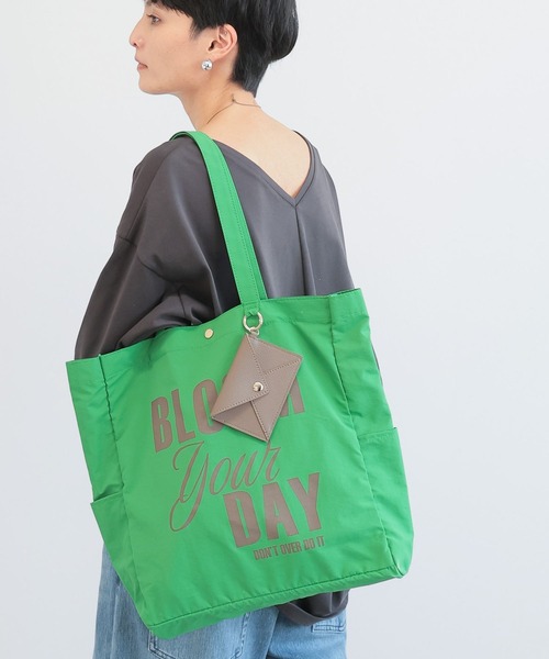 BARNYARDSTORM（バンヤードストーム）の「BARNYARDSTORM / Broom your dayトート（トートバッグ・レディース・グリーン/レッド/レオパード/ベージュ/イエロー/ブラック/ライトブルー/ゼブラ・FREE）」の3枚目の写真
