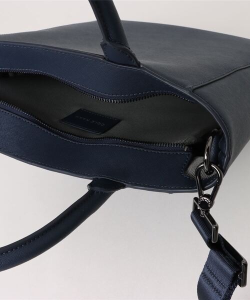 COLE HAAN（コールハーン）の「スローントート mens（ビジネスバッグ・メンズ・ネイビー・OSFA）」の4枚目の写真