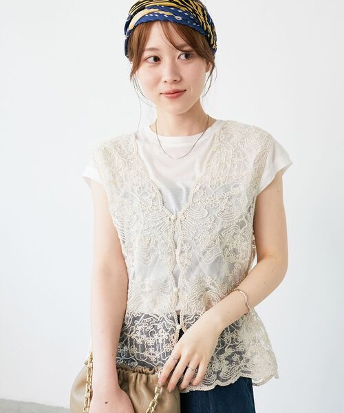 le.coeur blanc（ルクールブラン）の「《手洗い可能》TORRAZZO DONNAメッシュレースベスト（シャツ/ブラウス・レディース・ブラック/ベージュ/ホワイト・38）」の8枚目の写真