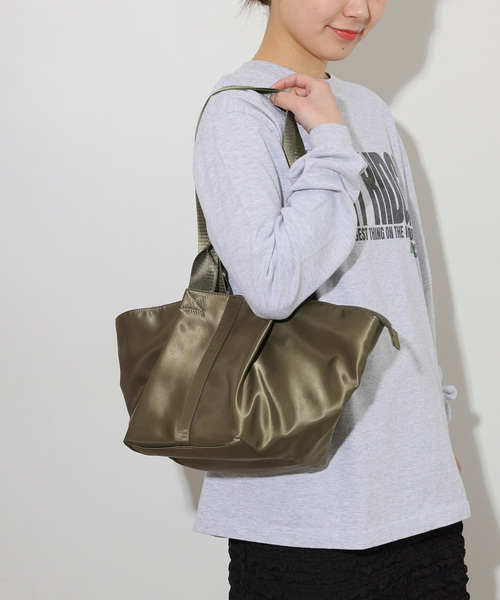 JOURNAL STANDARD relume（ジャーナルスタンダード　レリューム）の「《追加》RELUME ナイロントートバッグ（トートバッグ・レディース・カーキ/ネイビー・FREE）」の11枚目の写真