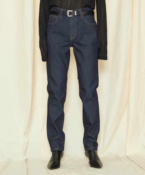 Lee(リー)の「Lee/リー STANDARD WARDROBE LASTIC【ストレッチデニム】テーパードデニムパンツ/美脚デニムパンツ/すっきりデニムパンツ/細身えデニムパンツ(デニムパンツ・レディース・インディゴブルー/ブルー/ライトインディゴブルー/ブラック系その他・X-SMALL/XX-SMALL/SMALL/MEDIUM)」の3枚目の写真