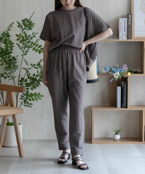 NAVY(ネイビー)の「nAvy SARARI 冷感 テーパードパンツ(その他パンツ・レディース・モカ/チャコールグレー/ブラック・M/L)」の12枚目の写真