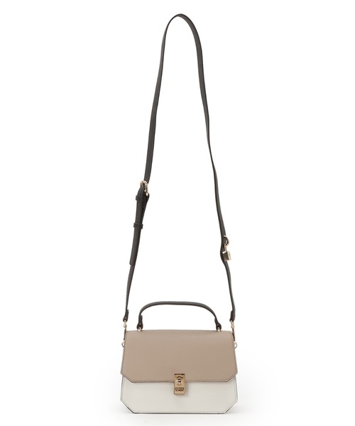 Guess（ゲス）の「LOWEN Top Handle Crossbody クロスボディバッグ（ショルダーバッグ・レディース・ベージュ・ONE SIZE）」の9枚目の写真