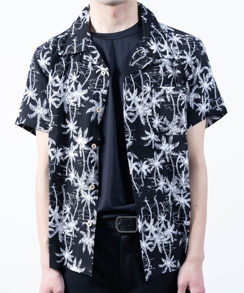 BARCEDOS（バルセドス）の「レーヨン アロハシャツ（シャツ/ブラウス・メンズ・ブラック×レッド/ライトブルー/ホワイト×ブラック/サックスブルー/スカイブルー/ブルー/ブラック×ブルー/インディゴ×ゴールド/ブラック×ホワイト/イエロー/ネイビー×ホワイト/ブラックミックス・L/LL/M）」の4枚目の写真