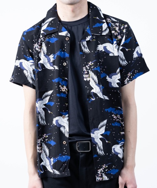 BARCEDOS（バルセドス）の「レーヨン アロハシャツ（シャツ/ブラウス・メンズ・ブラック×レッド/ライトブルー/ホワイト×ブラック/サックスブルー/スカイブルー/ブルー/ブラック×ブルー/インディゴ×ゴールド/ブラック×ホワイト/イエロー/ネイビー×ホワイト/ブラックミックス・L/LL/M）」の6枚目の写真