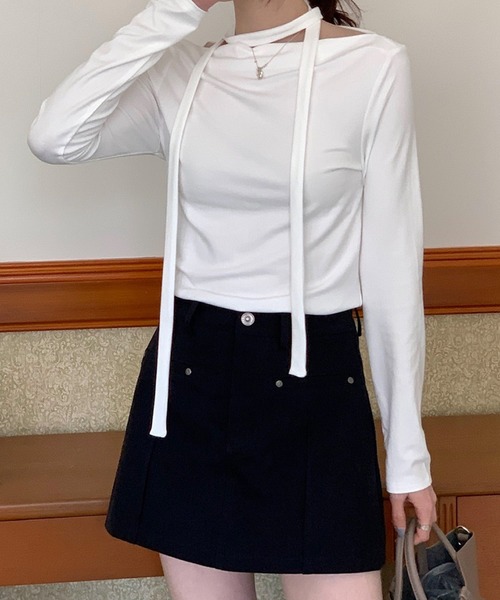 ANOTHER S(アナザーエス)の「紐付きオフショルトップス(Tシャツ/カットソー・レディース・ホワイト/チャコールグレー・FREE)」の3枚目の写真