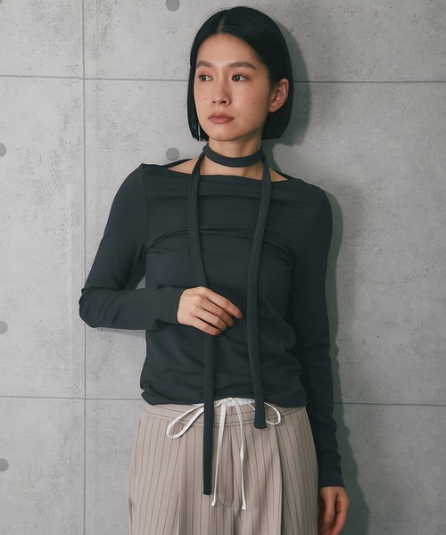 ANOTHER S(アナザーエス)の「紐付きオフショルトップス(Tシャツ/カットソー・レディース・ホワイト/チャコールグレー・FREE)」の18枚目の写真