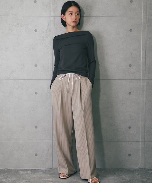 ANOTHER S(アナザーエス)の「紐付きオフショルトップス(Tシャツ/カットソー・レディース・ホワイト/チャコールグレー・FREE)」の12枚目の写真