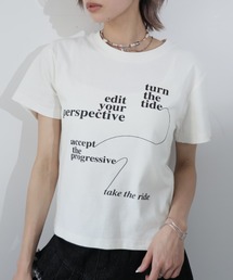 ロゴプリントコンパクトTシャツ