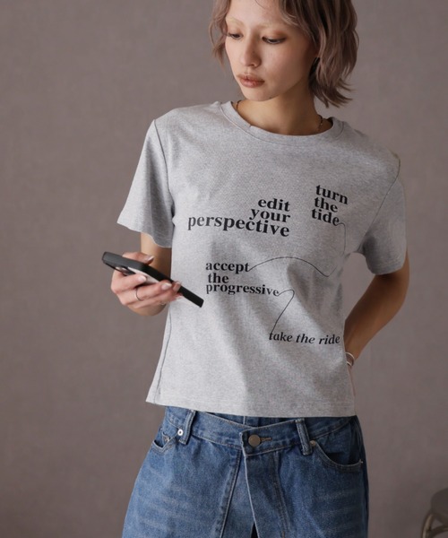 Ulysses(ユリシス)の「ロゴプリントコンパクトTシャツ(Tシャツ/カットソー・レディース・グレー/ブラック/ネイビー/ホワイト・S/M/L)」の7枚目の写真