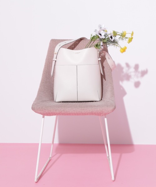 JILL by JILL STUART（ジルバイジルスチュアート）の「ウィークデイコレクション ベルトトート（トートバッグ・レディース・アイボリー/ブラック・FREE）」の19枚目の写真