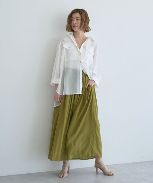 YECCA VECCA（イェッカヴェッカ）の「シルキータックワイドパンツ（その他パンツ・レディース・ライトベージュ/ブルー/チャコールグレー/グリーン系その他3・FREE）」の6枚目の写真