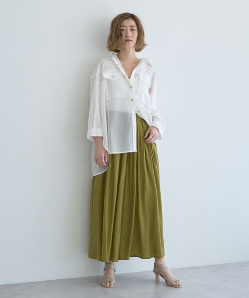 YECCA VECCA（イェッカヴェッカ）の「シルキータックワイドパンツ（その他パンツ・レディース・ライトベージュ/ブルー/チャコールグレー/グリーン系その他3・FREE）」の8枚目の写真